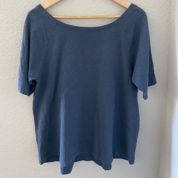 Garner Hill Scoopneck Swing tshirt - Size L - Picture 2 of 2